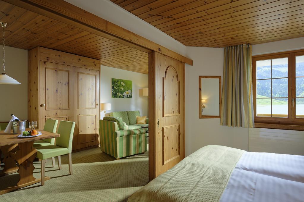 Hostellerie Am Schwarzsee Bad-Schwarzsee Quarto foto
